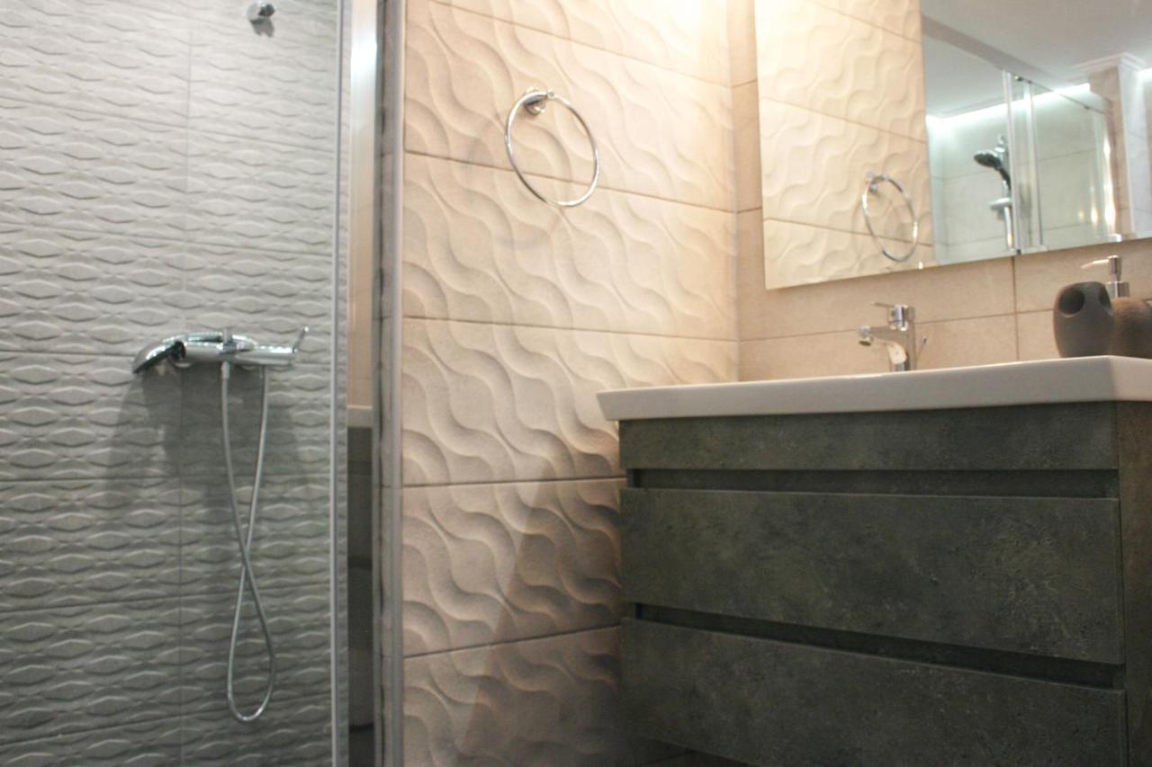 Socrates By Heloni Apartments Athens Exterior photo