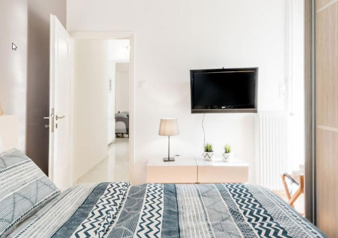 Socrates By Heloni Apartments Athens Exterior photo